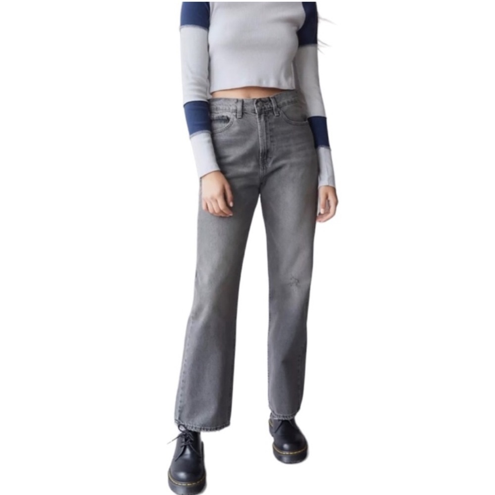 URBAN Outfitters BDG Cowboy Jean 28 High Rise Loose Straight Gray Wash Denim